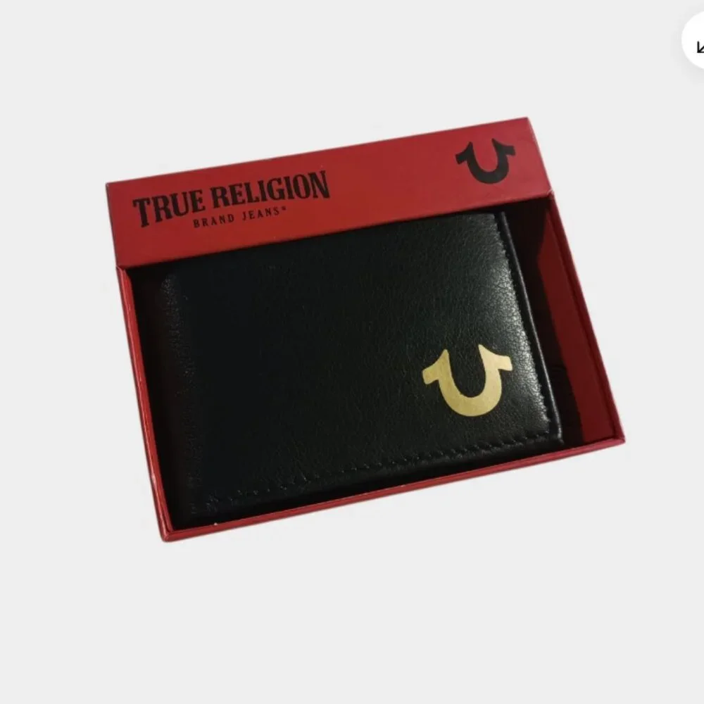 True Religion Mens Wallet Bifold Black Horseshoe Gold Logo Genuine Leather RFID